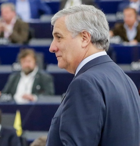 Tajani: “Pronto un nuovo invio di armi italiane a Kiev”
